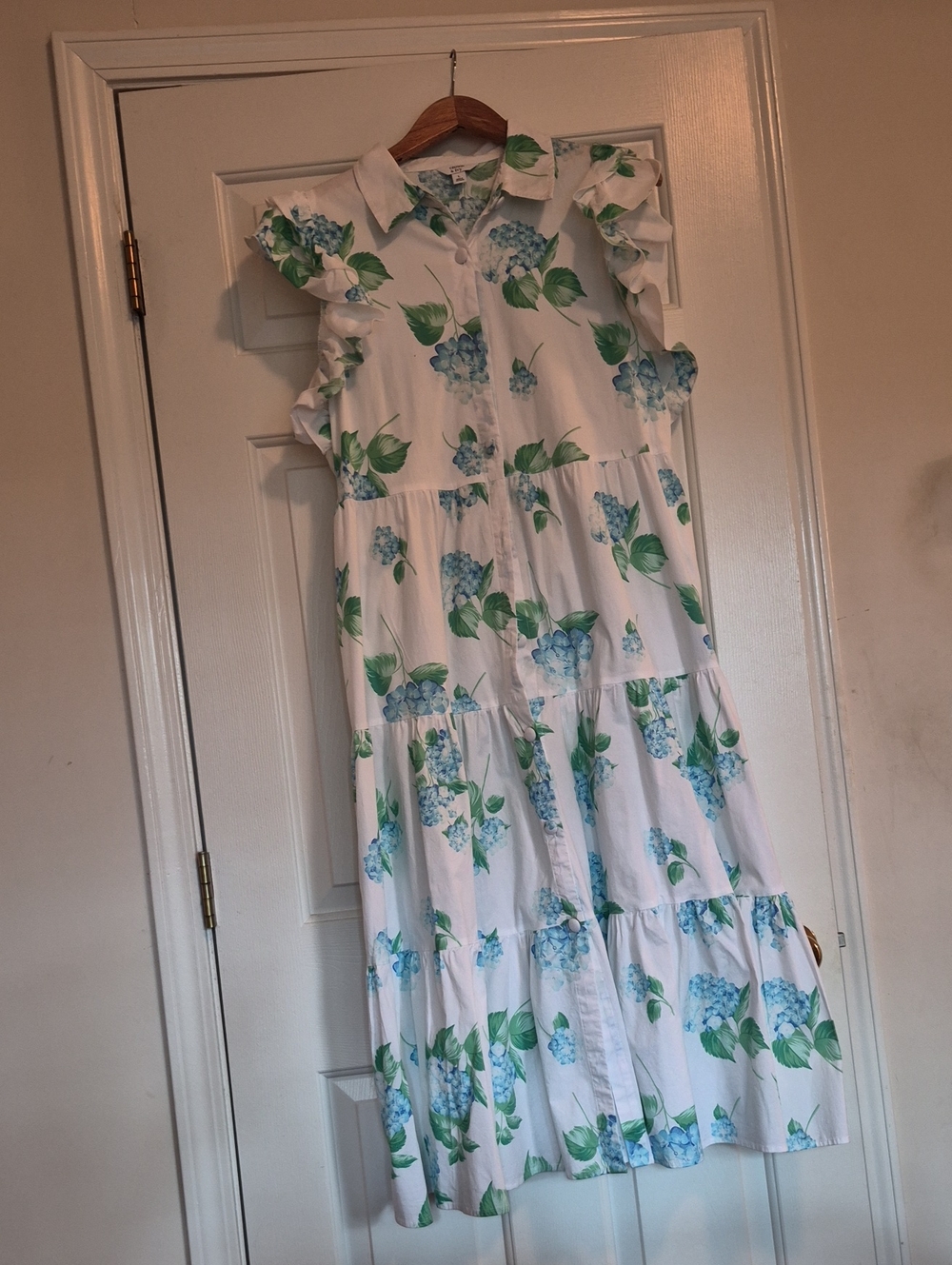 crown & ivy White Tiered Dress with Blue Floral Print